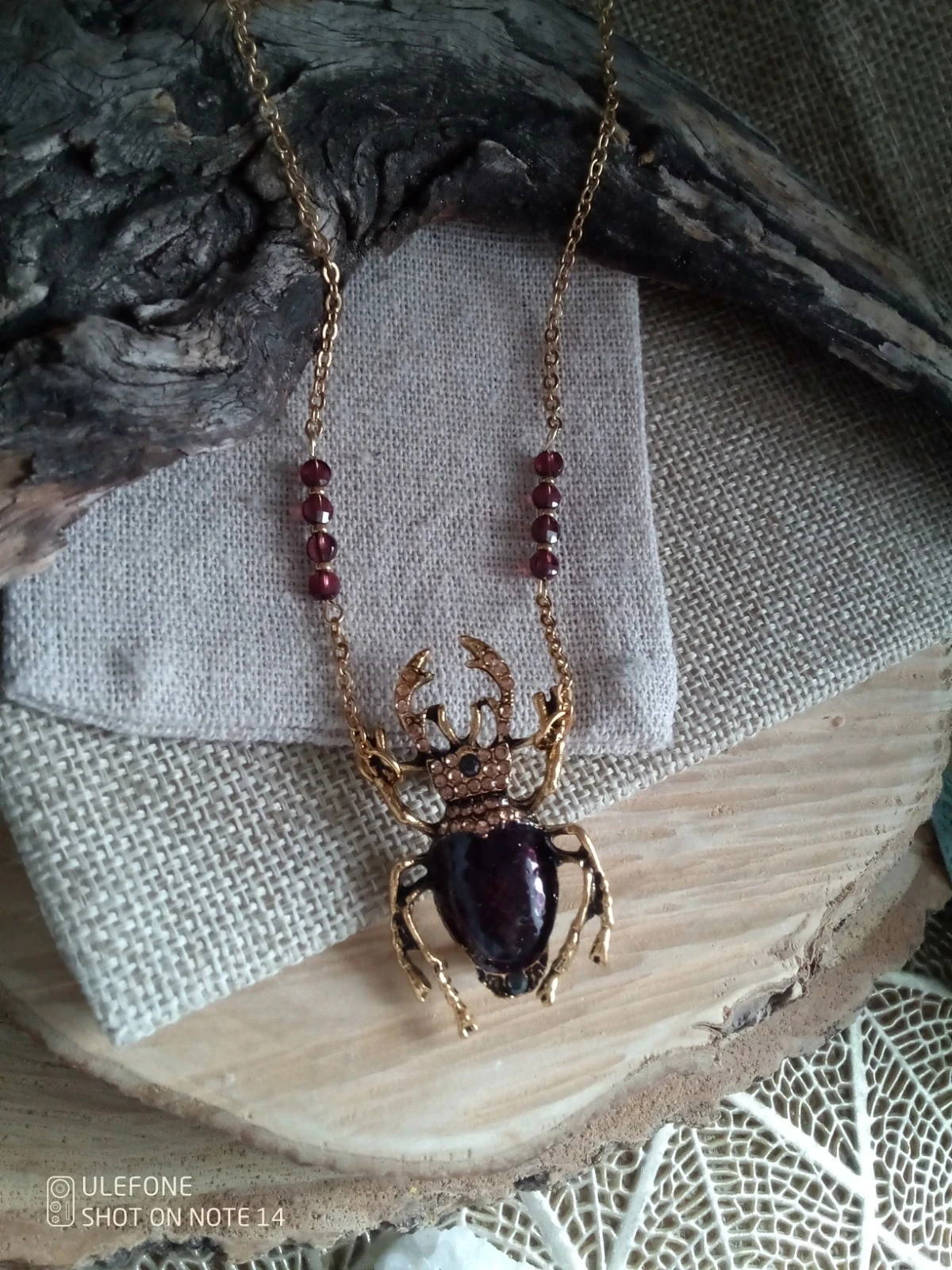 Collier met scarabee hanger en natuurlijke granaatstenen – photo 2